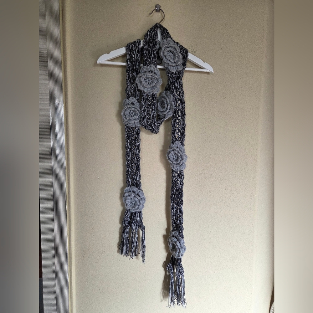 Y2k Handmade Knit Crochet Chunky Skinny Scarf Rosettes Roses Fun Feminine Floral